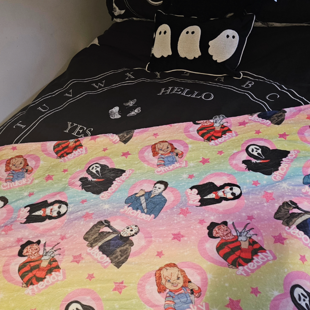 PREORDER Killer Hearts Throw Blanket